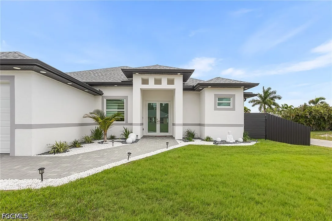 3 bed, 2.0 bath, 1700 sqft, $3,500 — Photo 4