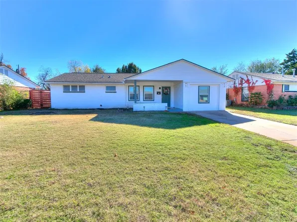 5952 NW 61st St, Warr Acres, OK 73122