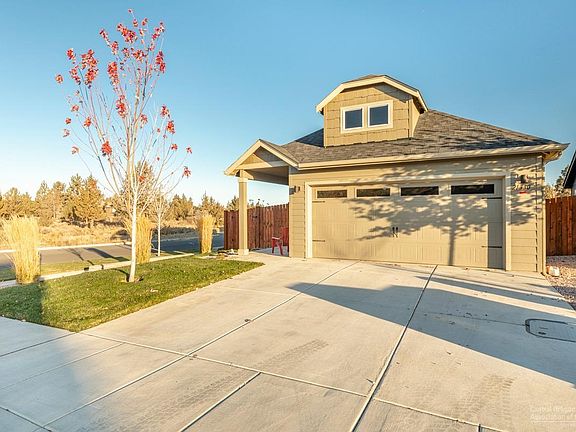 5th image of 21330 NE Eagle Crossing Ave