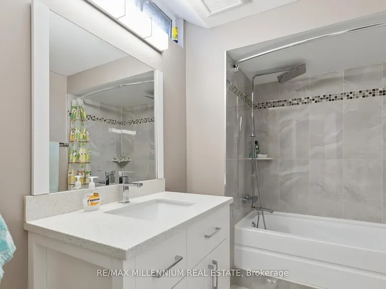 5687 Goldenbrook Dr #BASEMENT — Photo 4