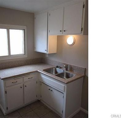3rd image of 3711 W 105th St