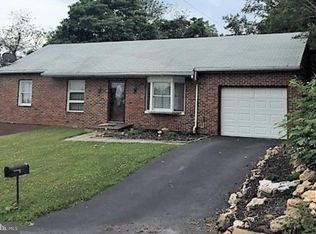 210 Swatara Rd, Shenandoah, PA 17976