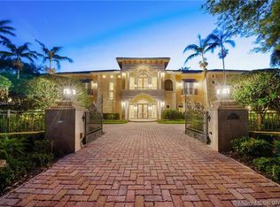 10300 SW 65th Ave, Pinecrest, FL 33156