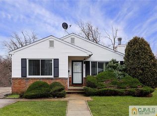 257 County Rd, Cliffwood, NJ 07721