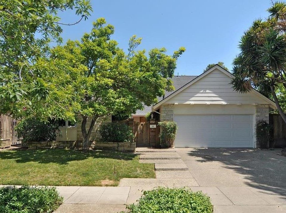 1st image of 252 Corral Ave