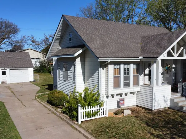 413 N Poplar St, Beloit, KS 67420