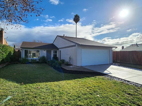 3rd image of 1004 Roleen Dr