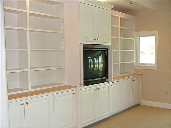 4th image of 7524 S Regal Rd