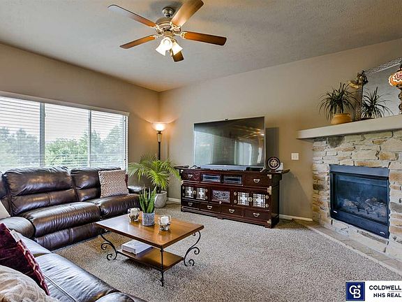 5th image of 2302 Oriole Dr