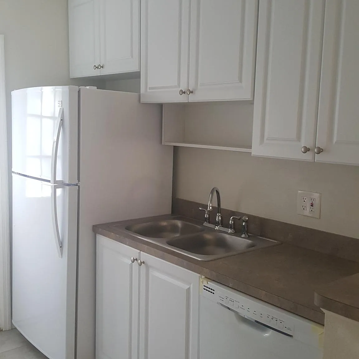 1788 Poinsettia Ave — Photo 4