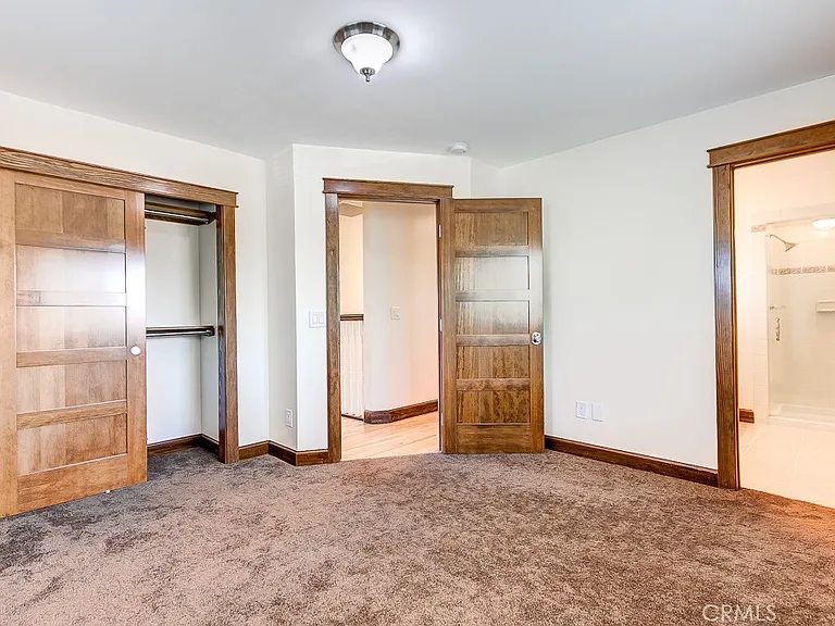 520 N Orange St — Photo 10