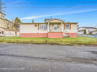 1050 Mark Ave, Scranton, PA 18510