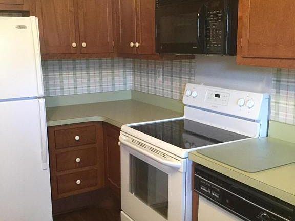 3rd image of 348A Dorchester Dr #100A