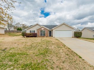 508 Shenandoah Ln, Winder, GA 30680