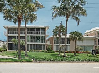 1910 Gulf Shore Blvd N APT 102, Naples, FL 34102