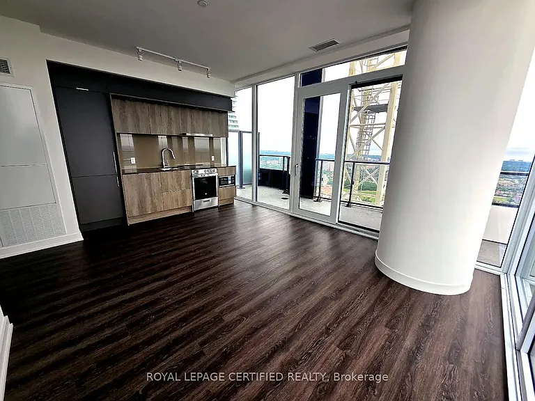 448 Burnhamthorpe Rd W #5011 — Photo 3