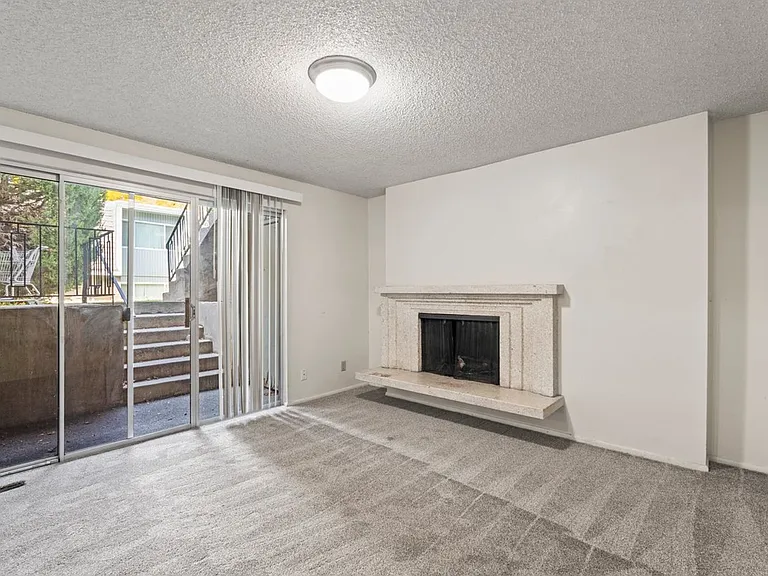 Christopher Village Apartments — Photo 35