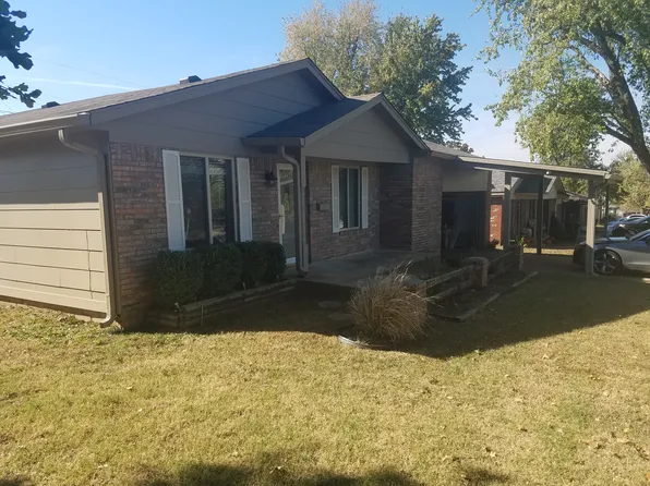 14 W 32nd Pl S, Sand Springs, OK 74063