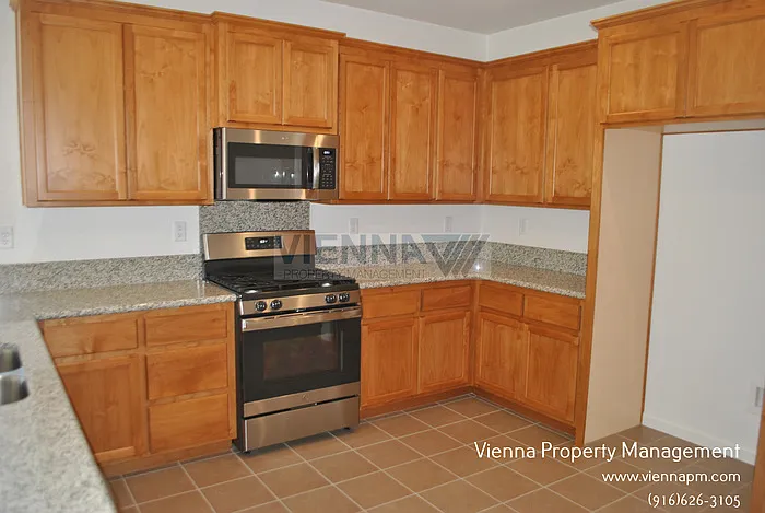 101 Chesapeake Ct — Photo 15