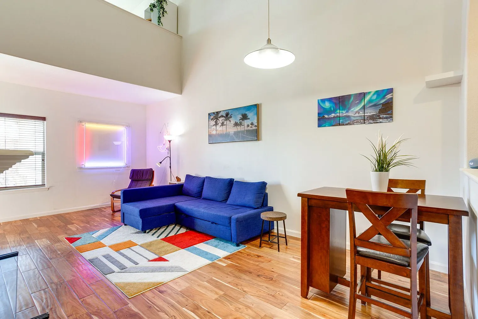 1 bed, 1.0 bath, 1194 sqft, $2,806 — Photo 1
