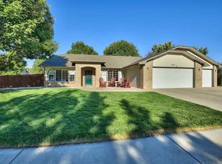 637 Hunter Creek Dr, Grand Junction, CO 81505