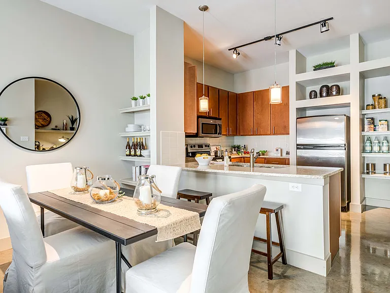 Lakeshore Lofts — Photo 14
