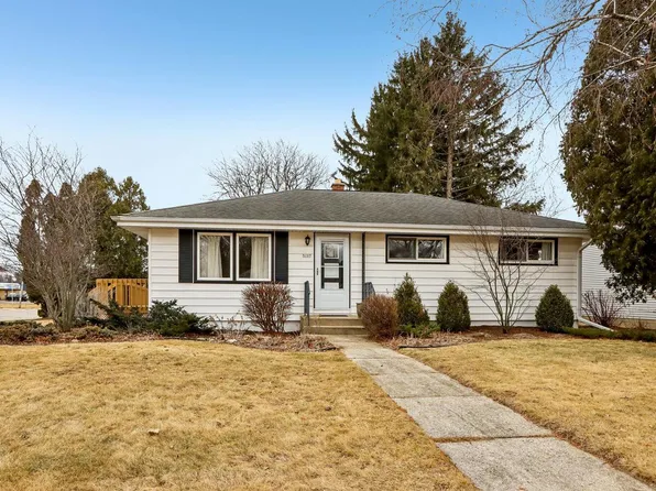 5107 W Goodrich LANE, Brown Deer, WI 53223