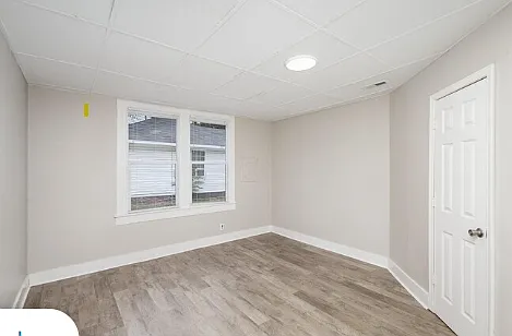 105 S Elm St — Photo 10