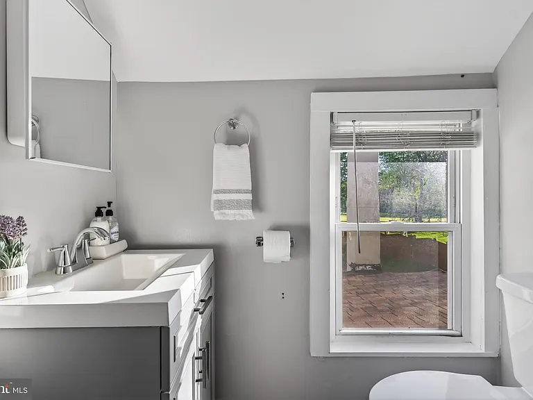 34017 Welbourne Rd — Photo 23