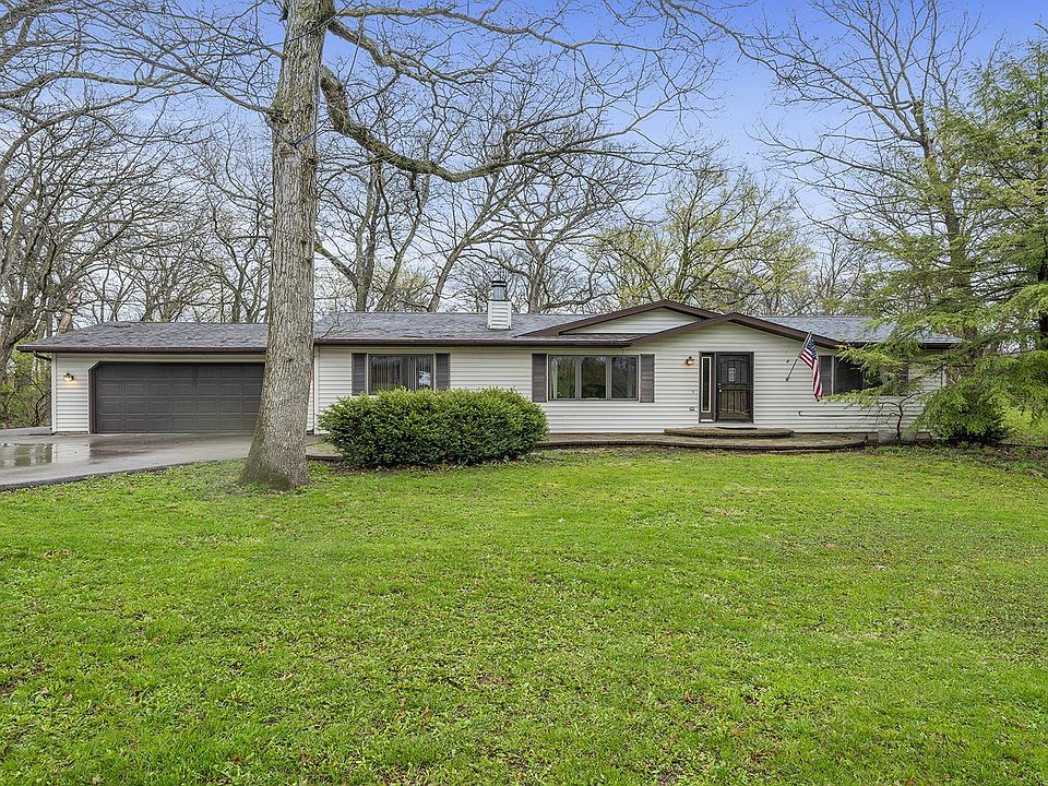 1st image of 3858 Whitfield Dr