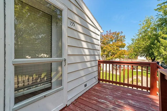 2 bed, 1.0 bath, $1,300 — Photo 2