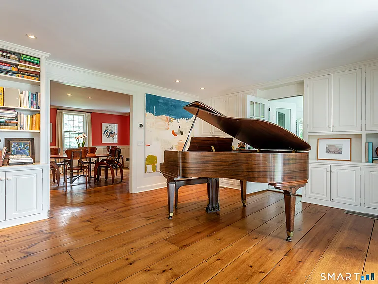 61 Old Litchfield Rd — Photo 16