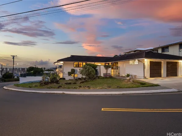 1766 Saint Louis Dr, Honolulu, HI 96816