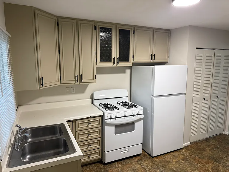 17318 N 2nd St #6 — Photo 5
