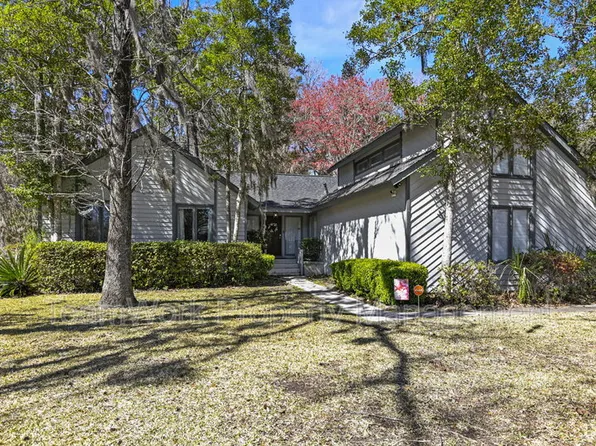 18 Shadowmoss Pkwy, Charleston, SC 29414