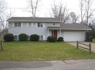 52 Chary Ln, Sparta, MI 49345