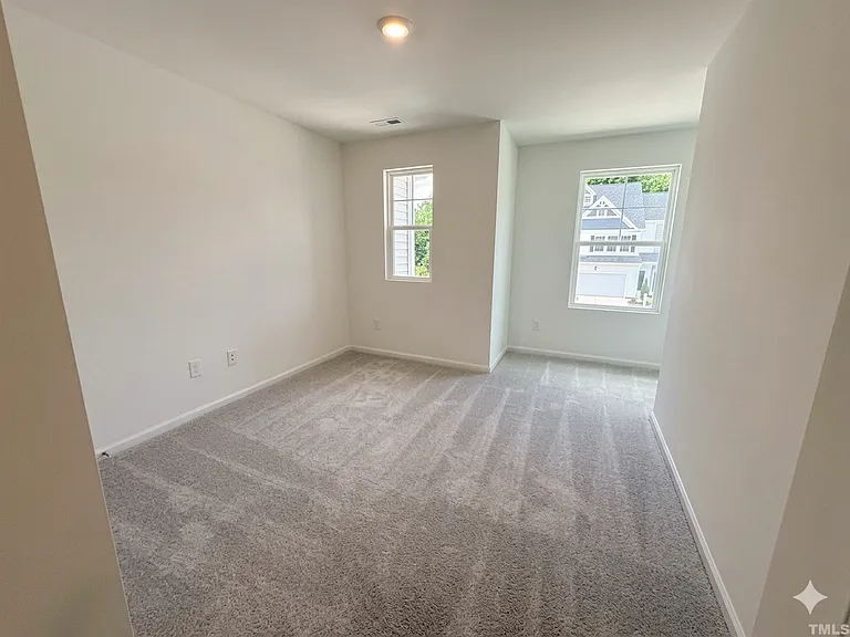 237 Shingle Oak Rd — Photo 10