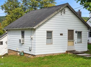 2204 Mahaffey Ln, Williamsport, PA 17701