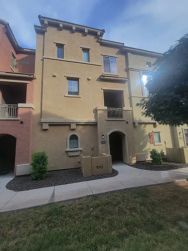 900 S 94th St #1134 Photo 1