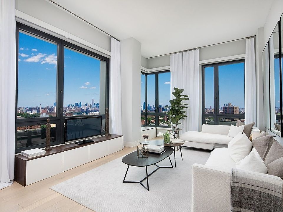 1st image of 550 Vanderbilt Ave APT 330