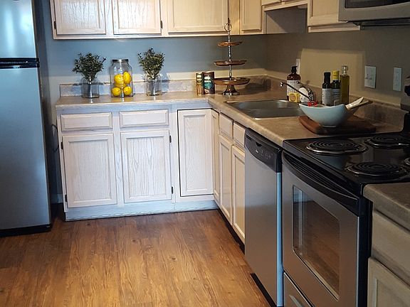 Large, Walk-through Kitchen