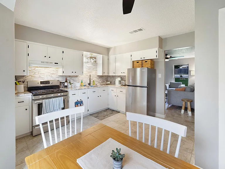 6501 Cooper Ln — Photo 16