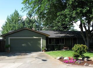 596 N Wexford Cir, Medford, OR 97504