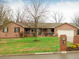 101 Amanda Dr, Maryville, TN 37801