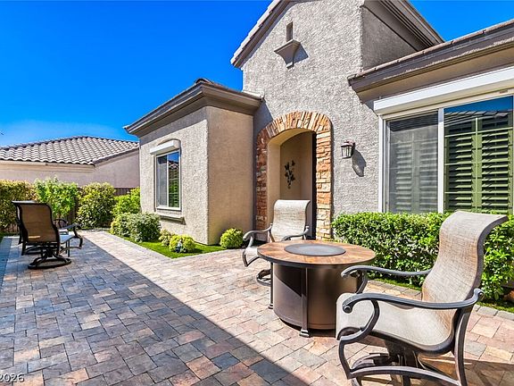 5th image of 2744 Olivia Heights Ave