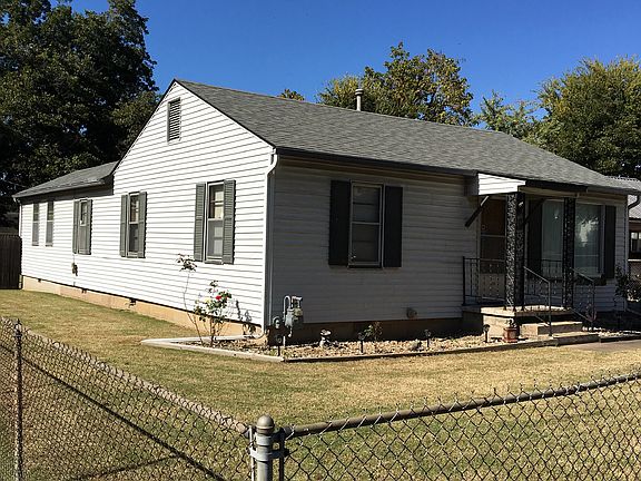 2nd image of 1238 N Toledo Ave