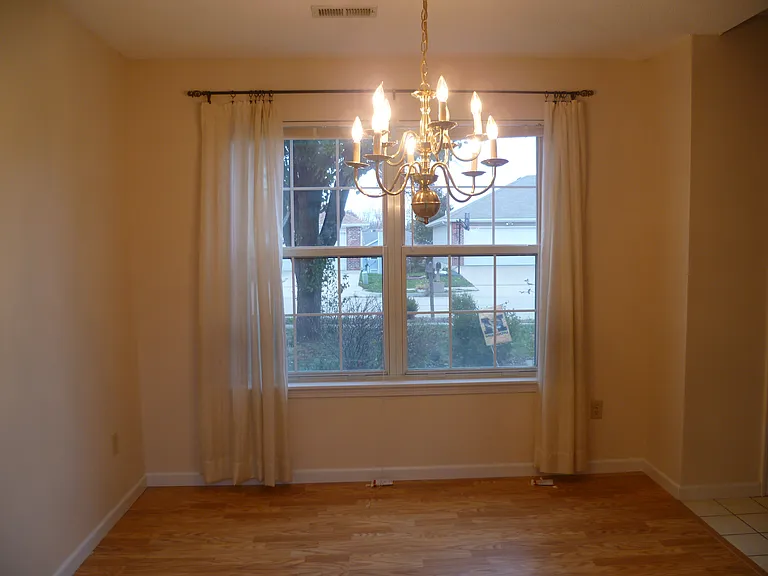 3530 Churchill Dr — Photo 2