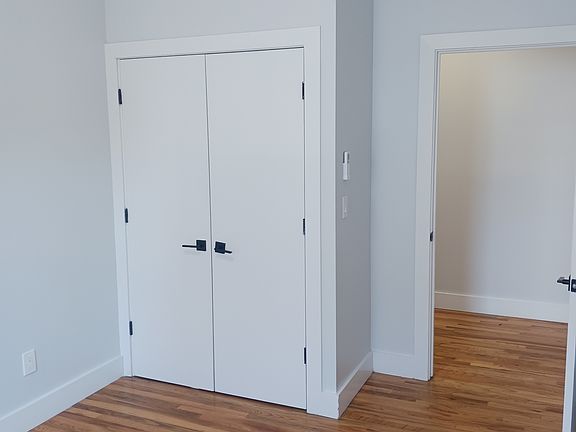 5th image of 103 Yonkers Ave #1