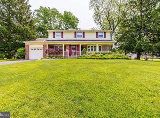 700 Barberry Dr, Cinnaminson, NJ 08077
