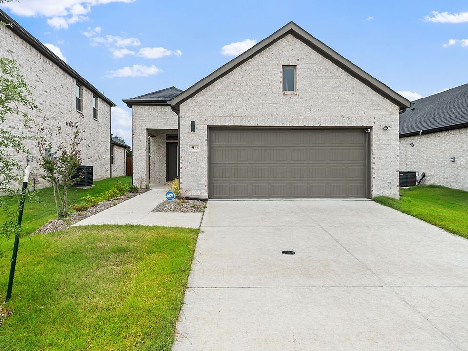 1st image of 900 Pine Beach Dr